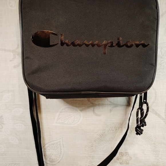 Champion Other - Champion Black Men's Lunch Tote Bag